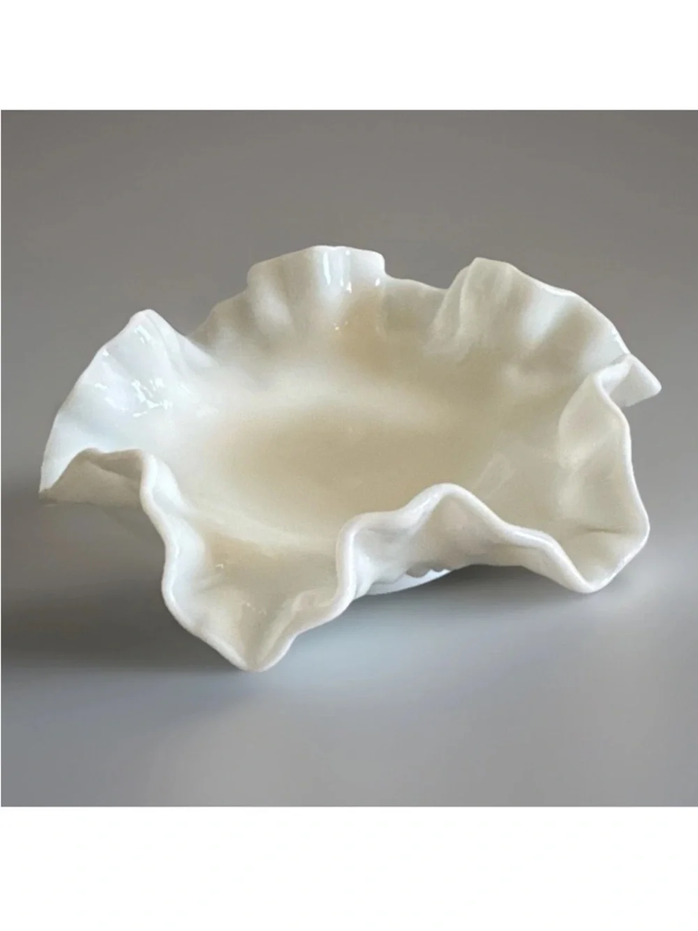 Vintage Fenton White Milk Glass Hobnail Ruffled‎ Edge Candy Dish Fruit Bowl 6